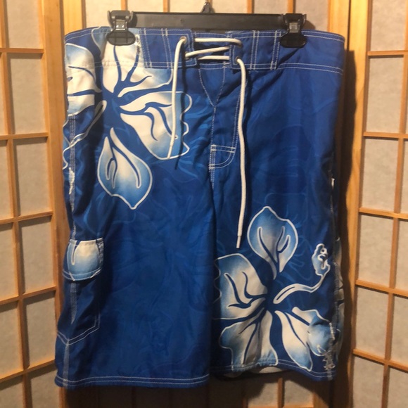 Men’s American Eagle Swim Shorts. - Picture 1 of 3